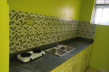 هتل Ox's Suites