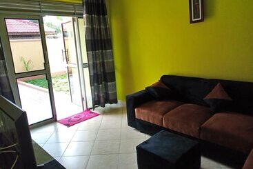 هتل Ox's Suites