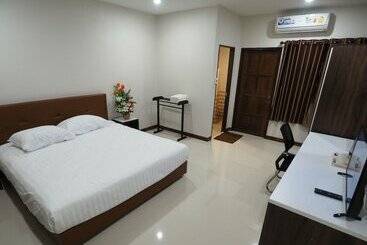 هتل Waritthon Residence