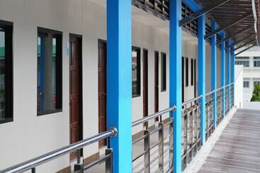 هتل Waritthon Residence