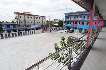 هتل Waritthon Residence