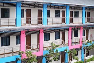 هتل Waritthon Residence