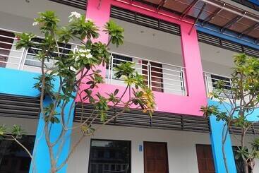 هتل Waritthon Residence