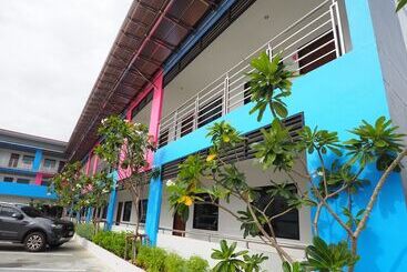 هتل Waritthon Residence