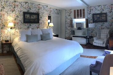 Bed & Breakfast 29 India House