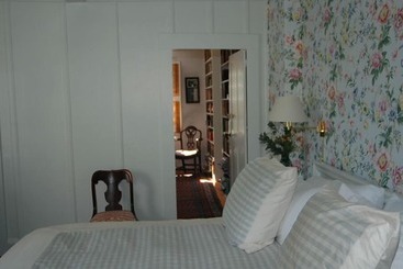 Bed & Breakfast 29 India House
