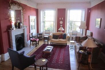 Bed and Breakfast Georgian Guest House