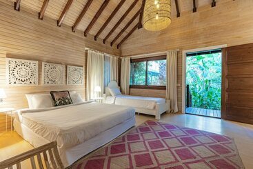 تختخواب و صبحانه Villa Lukka