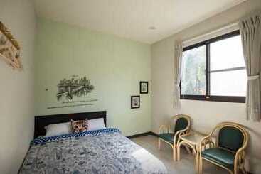 تختخواب و صبحانه Yushow Library Villa