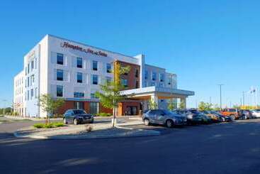 هتل Hampton Inn & Suites Portland West