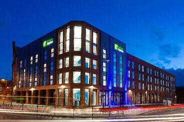 هتل Holiday Inn Express   Barrow In Furness & South Lakes, An Ihg