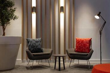 هتل Holiday Inn Express   Barrow In Furness & South Lakes, An Ihg