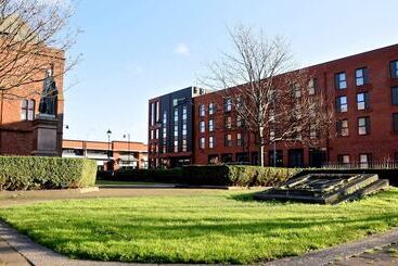 هتل Holiday Inn Express   Barrow In Furness & South Lakes, An Ihg