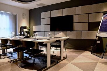 هتل Holiday Inn Express   Barrow In Furness & South Lakes, An Ihg