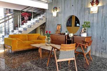 هتل Ibis Styles Ajaccio Napoleon