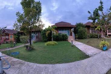 هتل Sunrise Beach Koh Yao Resort