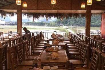هتل Tam Coc Wonderland Bungalow