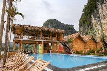 هتل Tam Coc Wonderland Bungalow