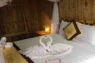 هتل Tam Coc Wonderland Bungalow