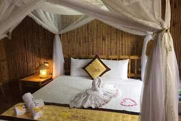 هتل Tam Coc Wonderland Bungalow