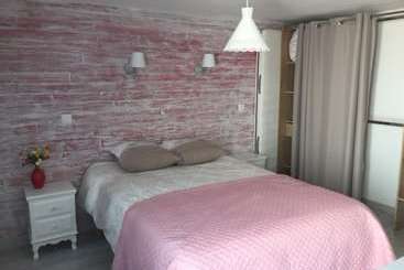 La Maison Du Chat Roi. Chambre D Hote