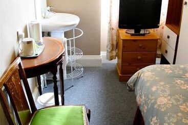 پانسیون Melrose Guest House