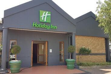 בית מלון כפרי Holiday Inn Johannesburg Airport, An Ihg