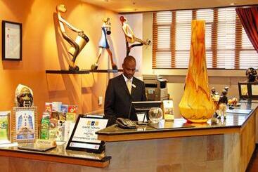 Hotel Cape Town Lodge