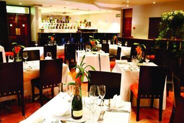 هتل Court Classique Suite