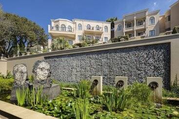 Four Seasons Hotel The Westcliff