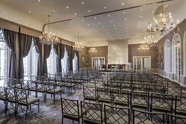 Four Seasons Hotel The Westcliff