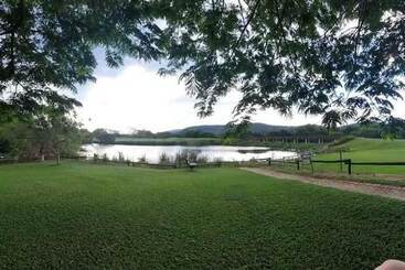 هتل Sabi River Sun Resort