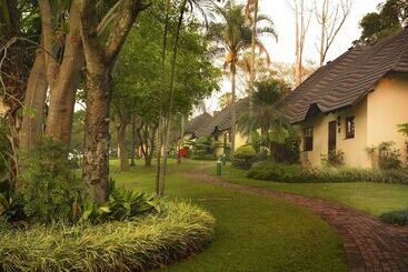 هتل Sabi River Sun Resort