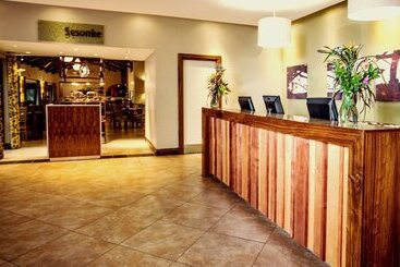 هتل Sabi River Sun Resort
