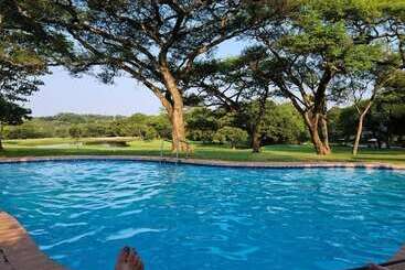 هتل Sabi River Sun Resort