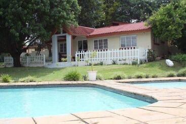 בקתות Jocksabie Lodge