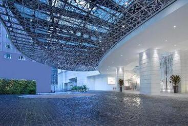Rendezvous Hotel Singapore By Far East Hospitality