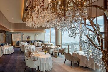 Swissotel The Stamford Singapore