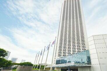 Swissotel The Stamford Singapore