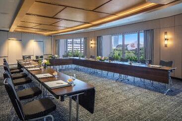 Swissotel The Stamford Singapore