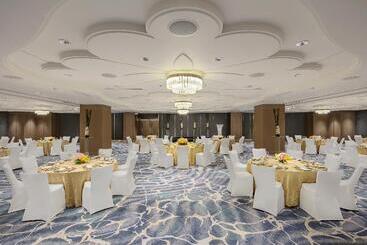 Swissotel The Stamford Singapore