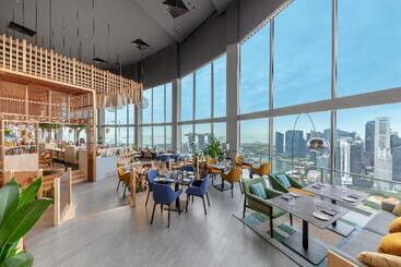 Swissotel The Stamford Singapore