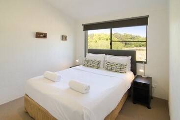 Acacia Chalets
