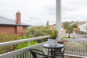 Highbury Apartments