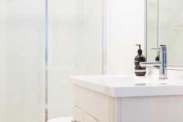 Highbury Apartments