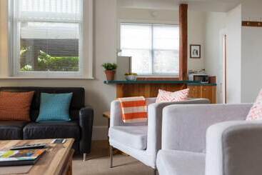 Highbury Apartments