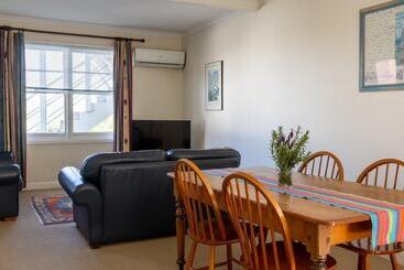 Highbury Apartments