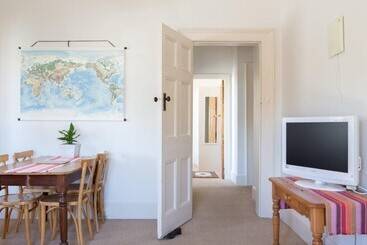 Highbury Apartments