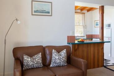 Highbury Apartments