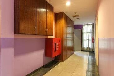 هتل Esplanade By Oyo Rooms
